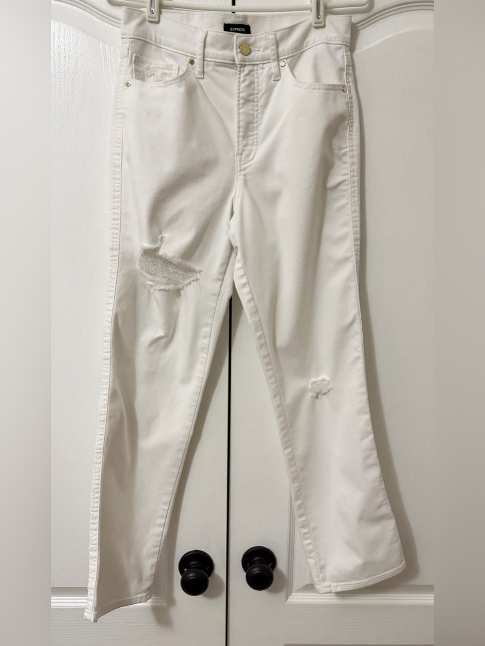 NWOT Express Women's straight ankle jeans size 4 long